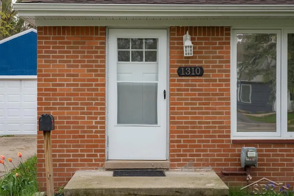 1310 Corrinne Street Midland City MI 48642