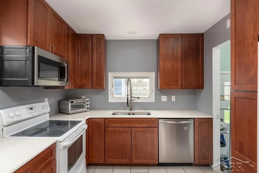 1310 Corrinne Street Midland City MI 48642