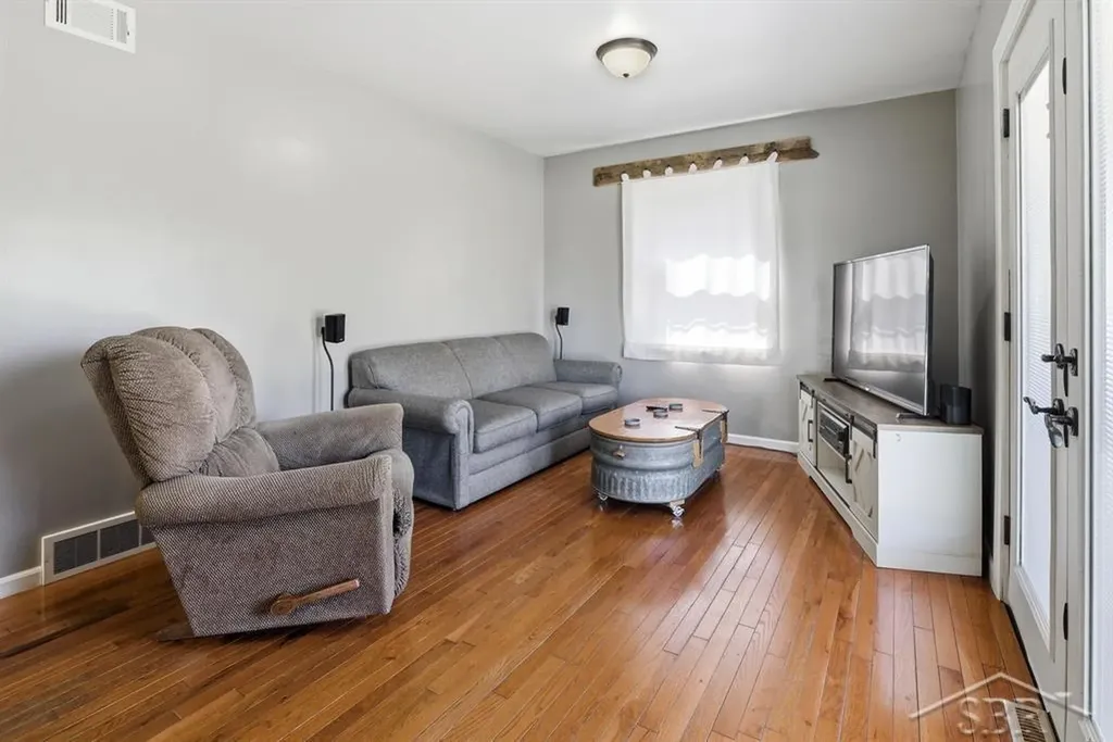 626 E Forestlawn Drive Homer Township MI 48640