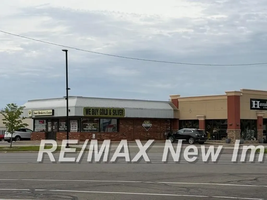 1602 S Saginaw Road Midland City MI 48640