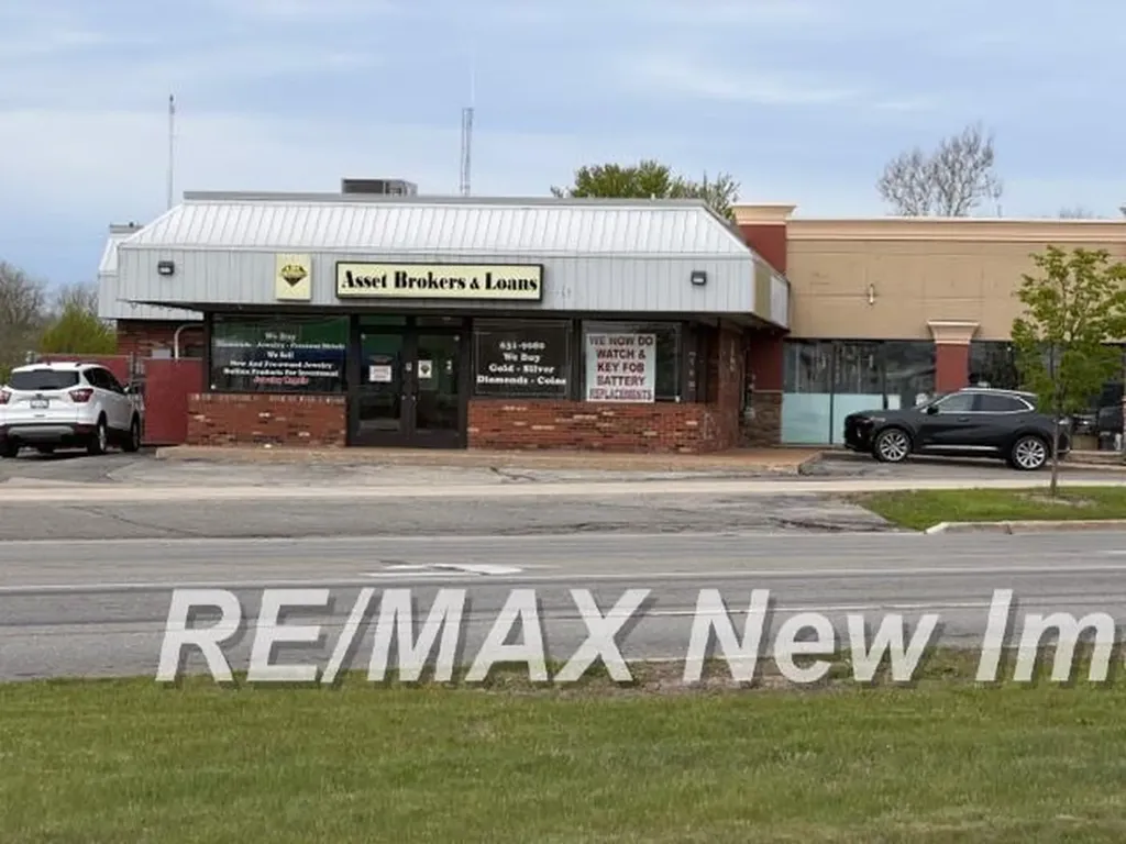 1602 S Saginaw Road Midland City MI 48640