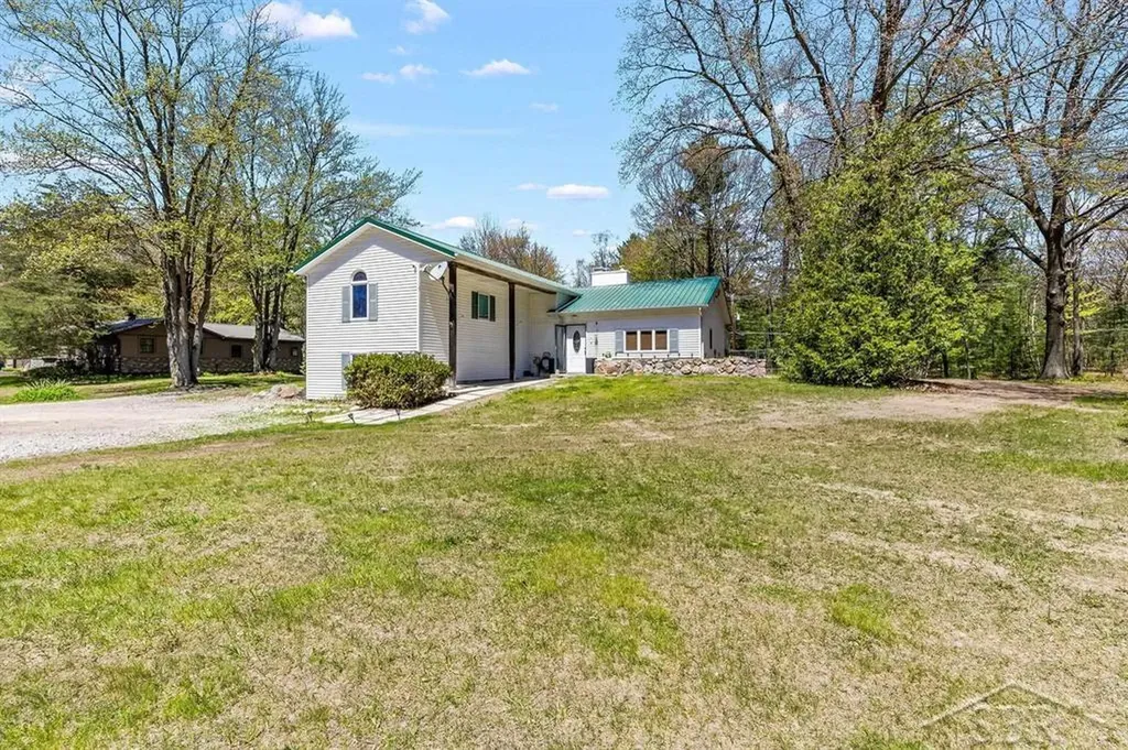 3901 E Monroe Road Larkin Charter Township MI 48642