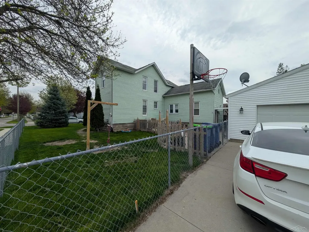 800 S Warner Street Bay City City MI 48706