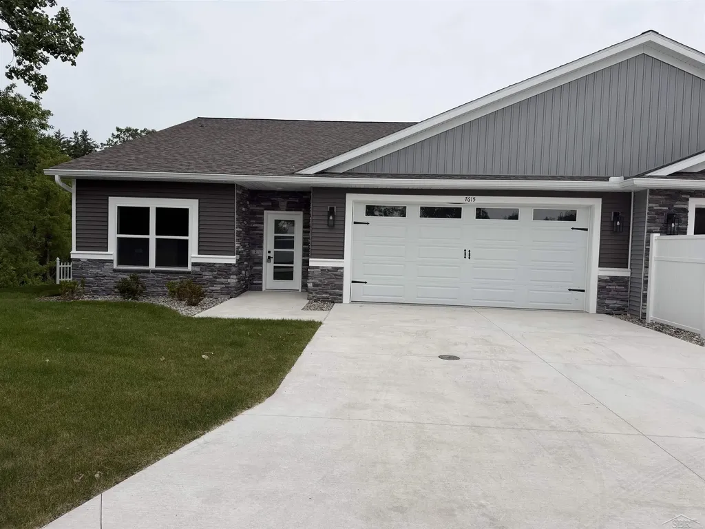7615 Cole Lane Midland City MI 48642