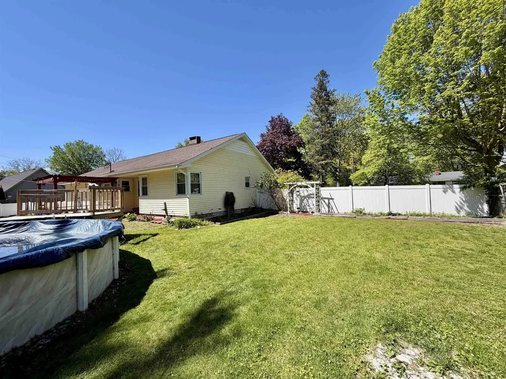 3280 Dixie Court Bridgeport Charter Township MI 48601