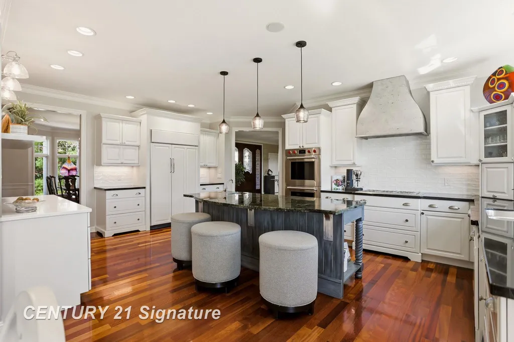 8 Appleshire Court Thomas Township MI 48623