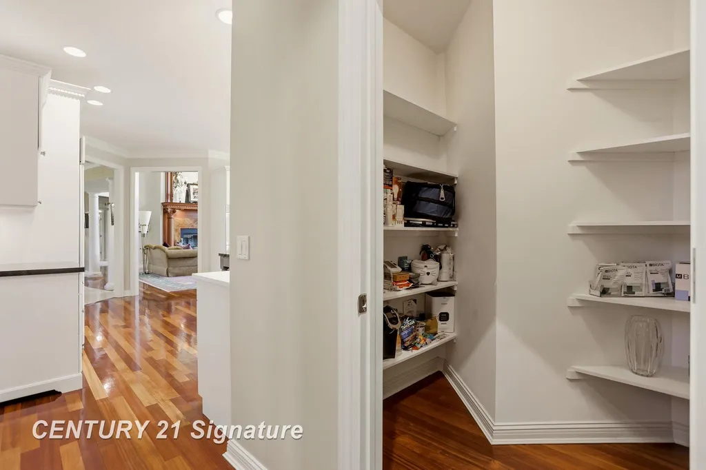 8 Appleshire Court Thomas Township MI 48623