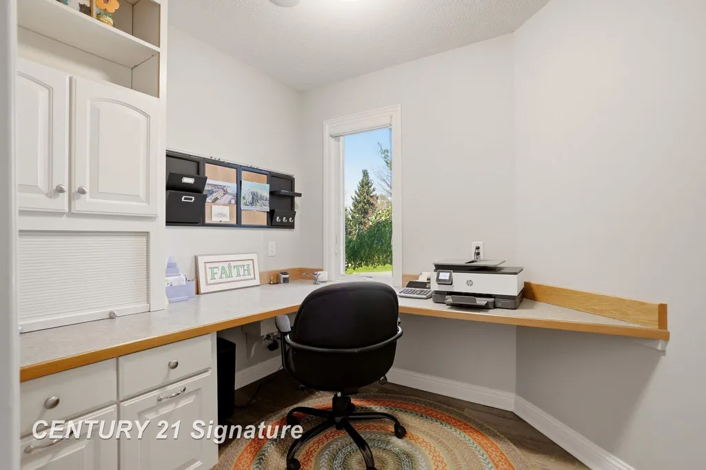 8 Appleshire Court Thomas Township MI 48623