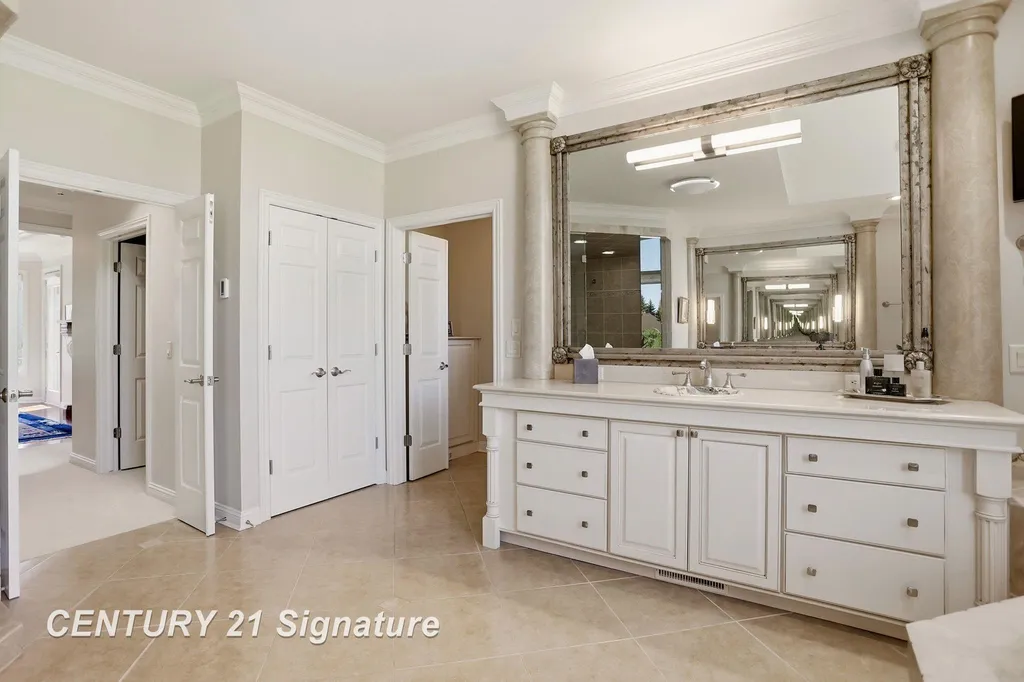 8 Appleshire Court Thomas Township MI 48623