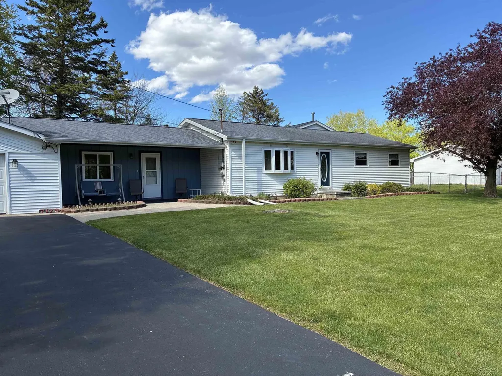 7178 London Drive Thomas Township MI 48609