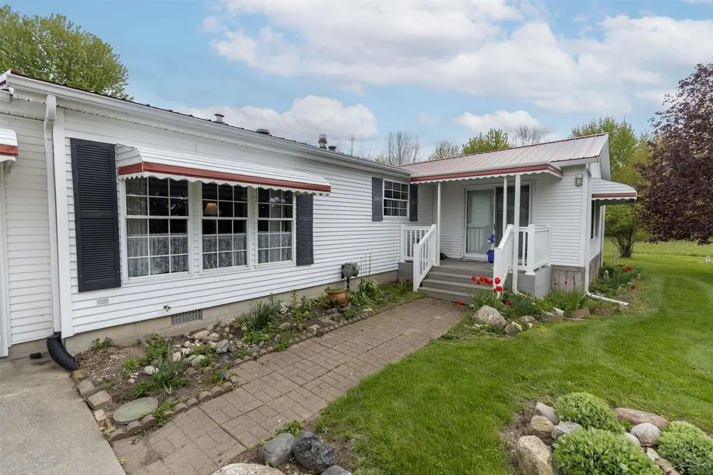 13301 Elms Road Birch Run Township MI 48415