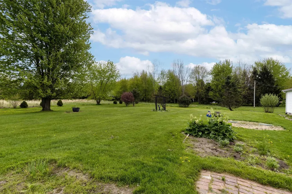 13301 Elms Road Birch Run Township MI 48415