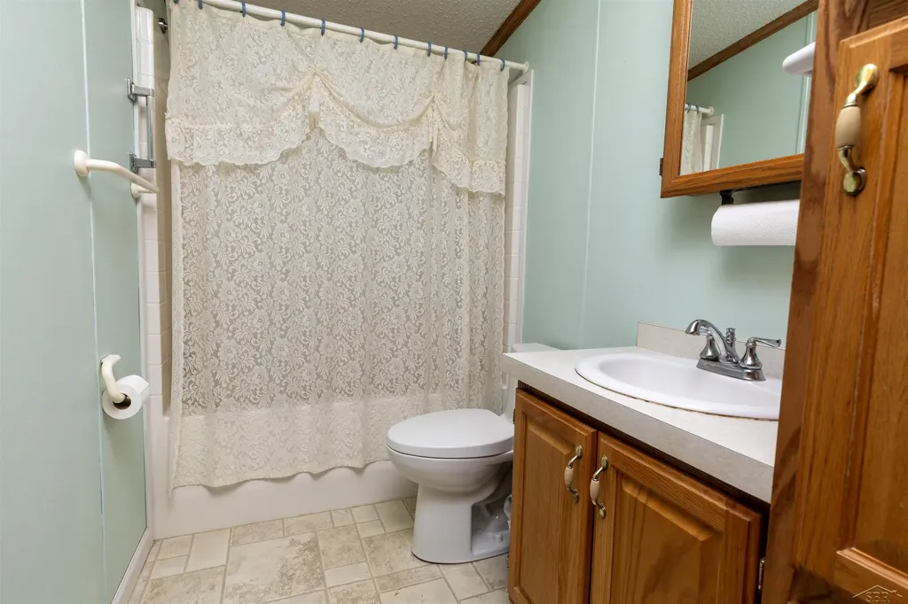13301 Elms Road Birch Run Township MI 48415