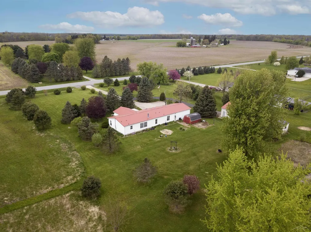 13301 Elms Road Birch Run Township MI 48415