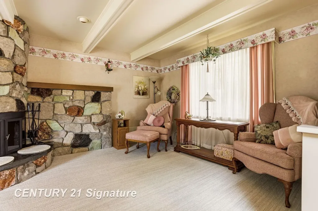 2961 Johns Drive Saginaw Charter Township MI 48603