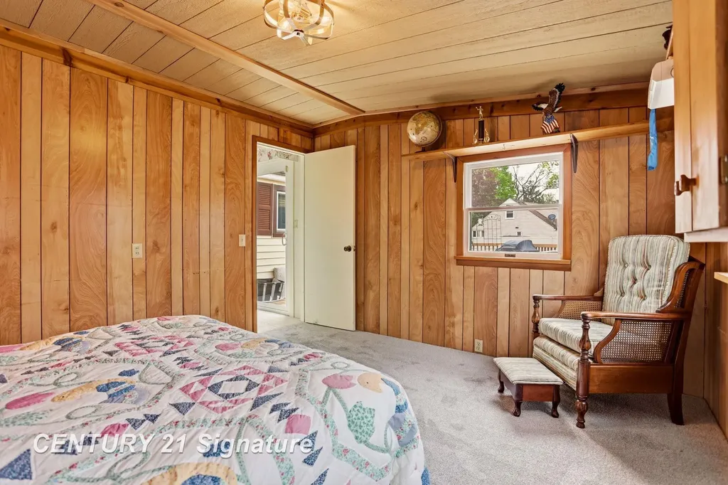 2961 Johns Drive Saginaw Charter Township MI 48603