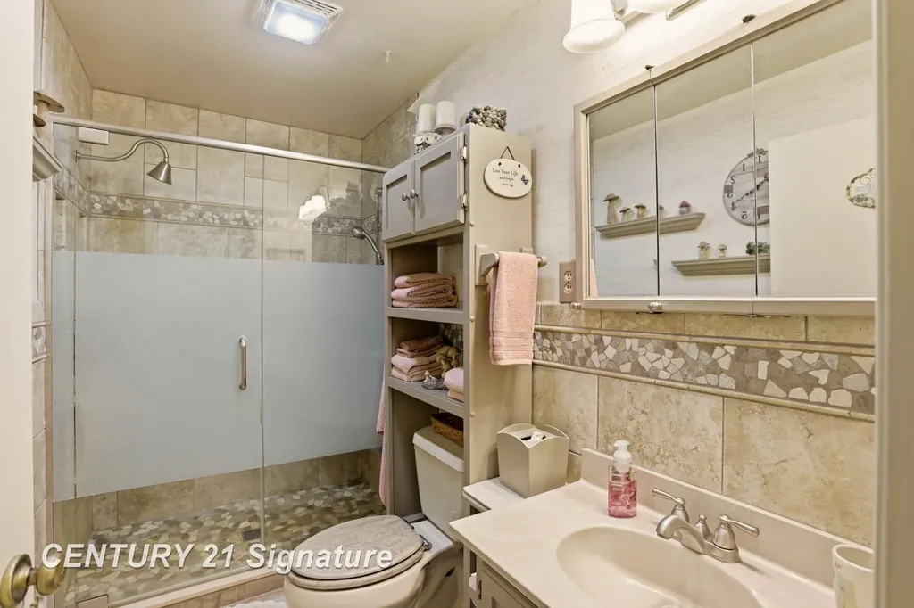 2961 Johns Drive Saginaw Charter Township MI 48603