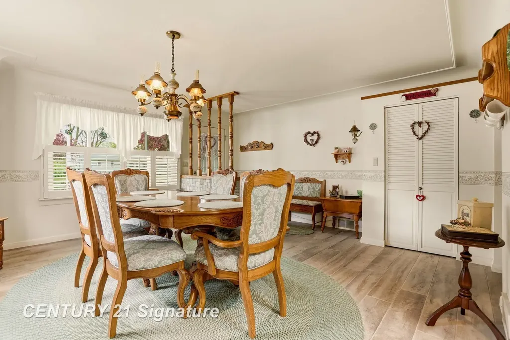 2961 Johns Drive Saginaw Charter Township MI 48603