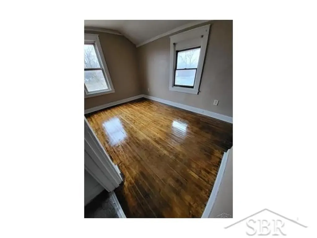 2114 Hanchette Street Saginaw City MI 48602