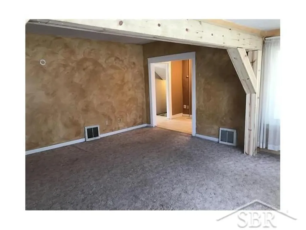 2114 Hanchette Street Saginaw City MI 48602