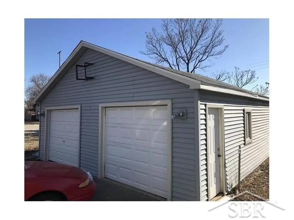 2114 Hanchette Street Saginaw City MI 48602