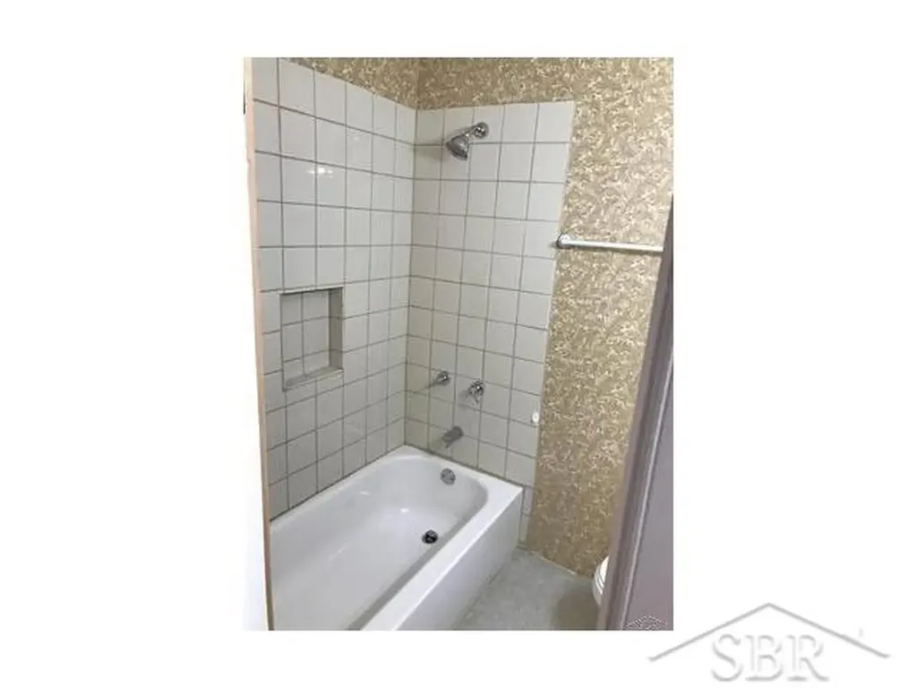2114 Hanchette Street Saginaw City MI 48602