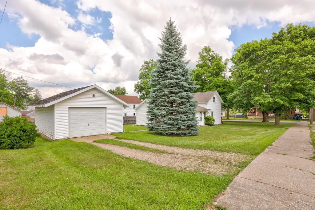 6190 Fulton Street Fremont Township MI 48744