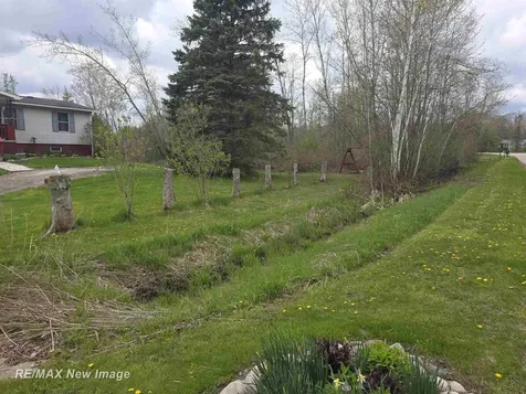 7469 Highland Drive Moffatt Township MI 48610