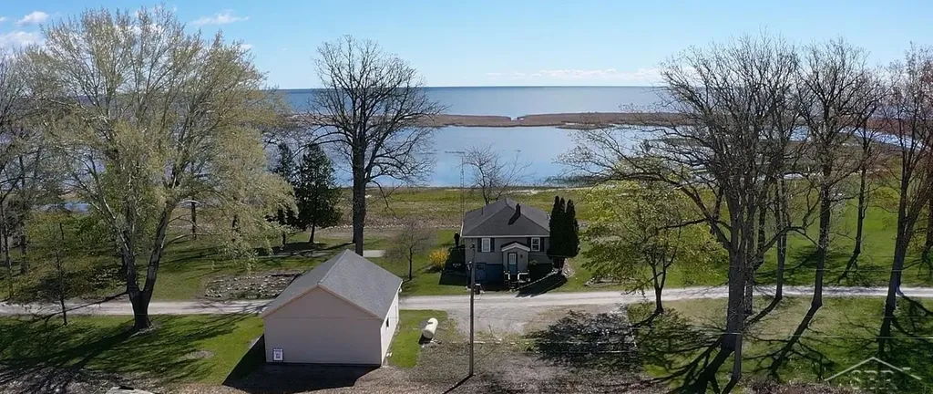 2788 N Saginaw Bay Shore Drive Fraser Township MI 48650