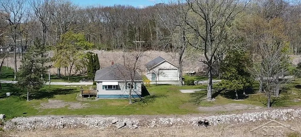 2788 N Saginaw Bay Shore Drive Fraser Township MI 48650