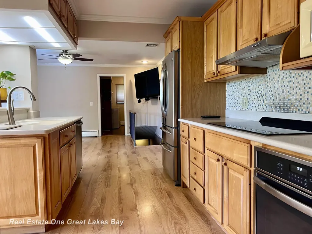 4749 Century Drive Saginaw Charter Township MI 48638