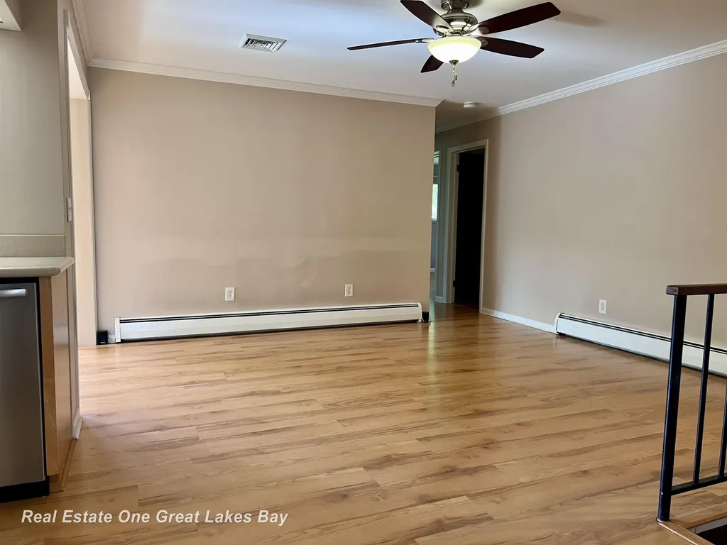 4749 Century Drive Saginaw Charter Township MI 48638