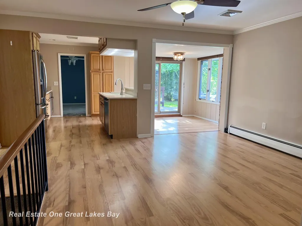 4749 Century Drive Saginaw Charter Township MI 48638