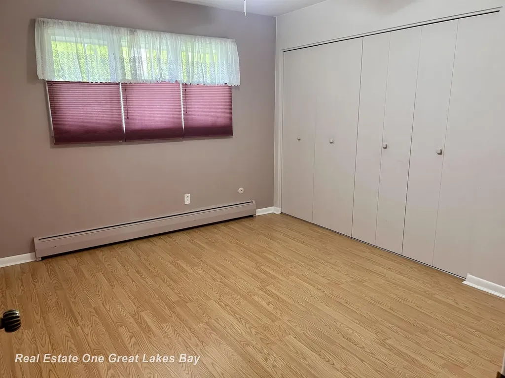 4749 Century Drive Saginaw Charter Township MI 48638