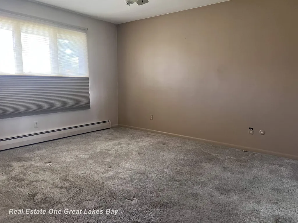 4749 Century Drive Saginaw Charter Township MI 48638