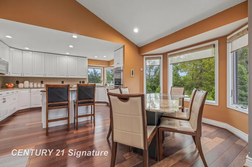 5790 Dunrovin Drive Saginaw Charter Township MI 48638