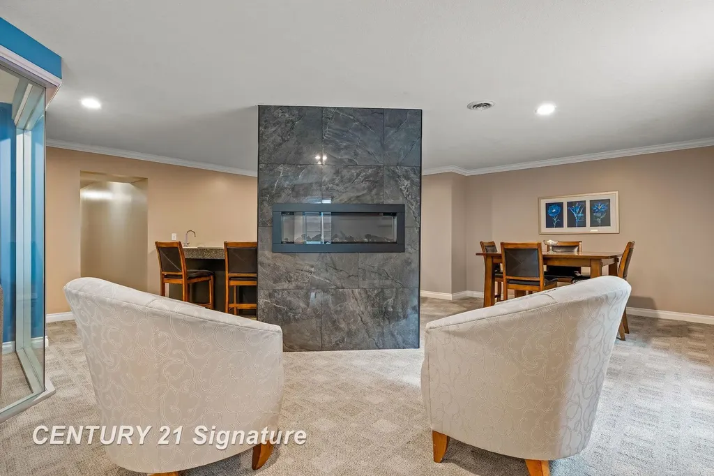 5790 Dunrovin Drive Saginaw Charter Township MI 48638