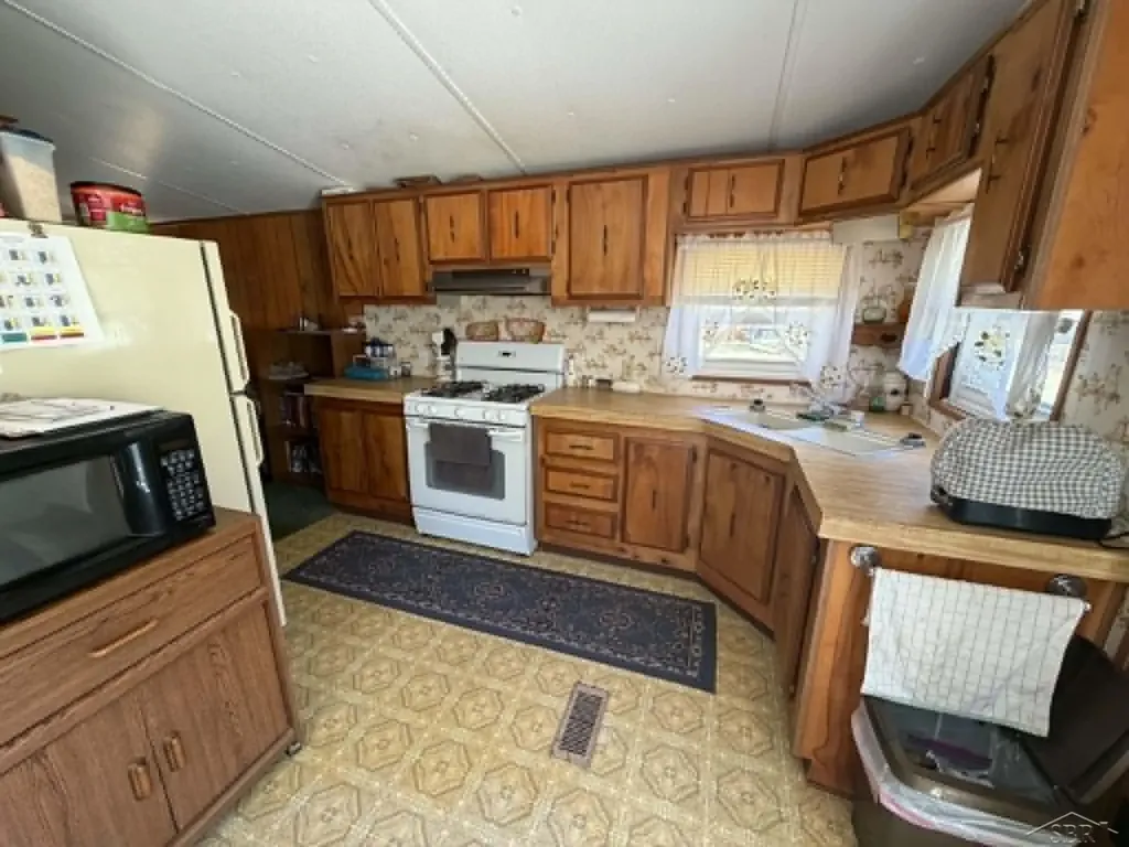 202 Highland Drive Gerrish Township MI 48653
