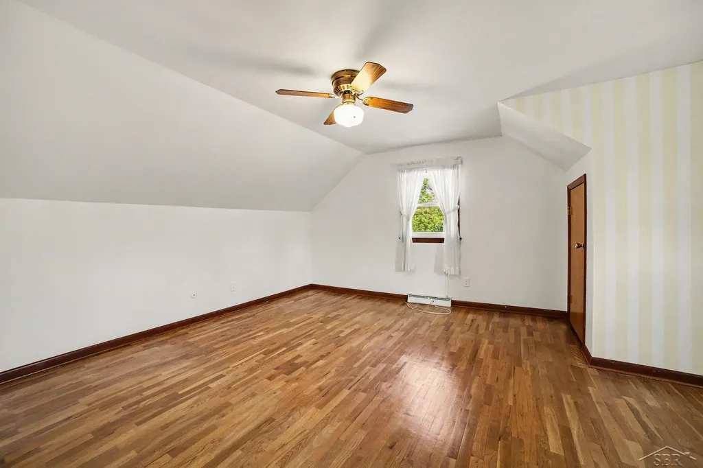4273 S Wayside Drive Saginaw Charter Township MI 48603
