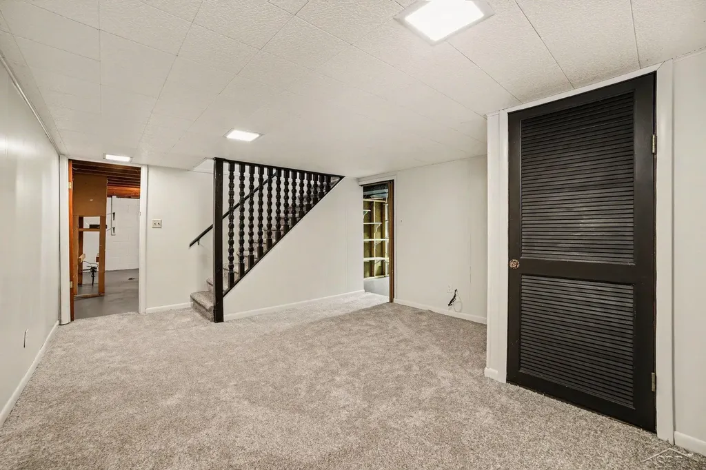 4273 S Wayside Drive Saginaw Charter Township MI 48603