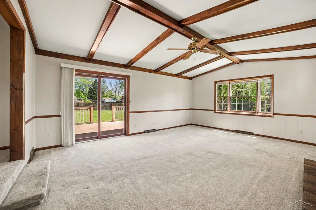 4273 S Wayside Drive Saginaw Charter Township MI 48603
