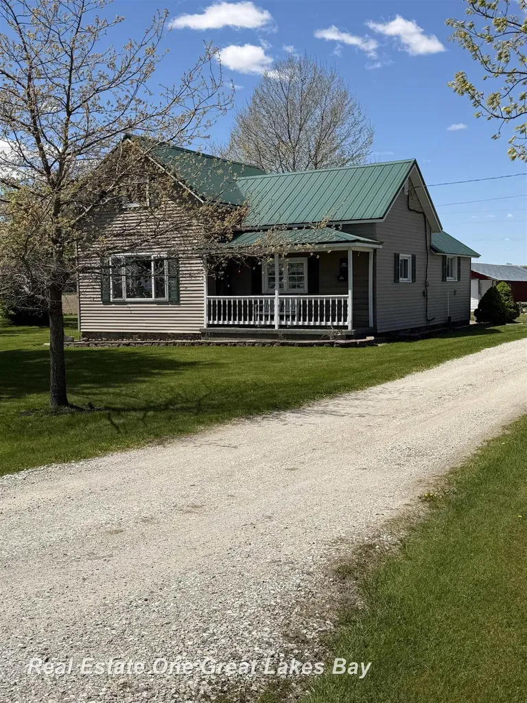 4135 N Barry Road Lafayette Township MI 48662