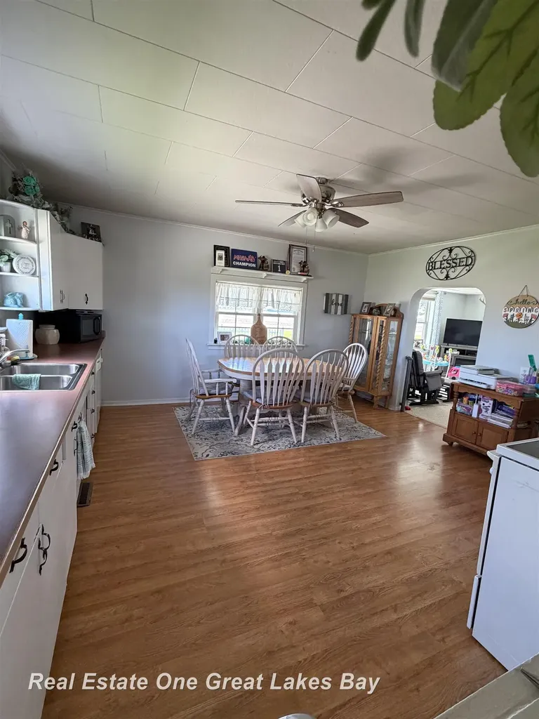 4135 N Barry Road Lafayette Township MI 48662