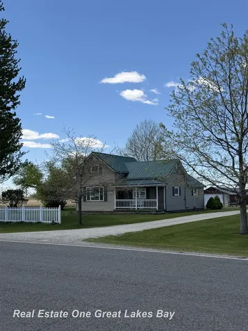 4135 N Barry Road Lafayette Township MI 48662