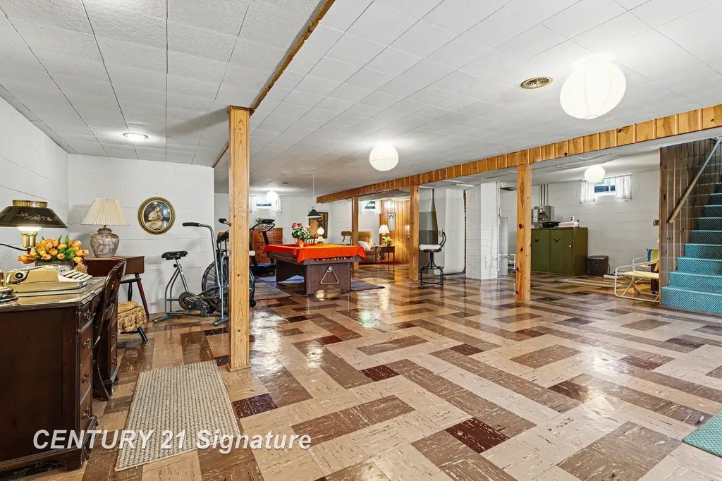 4395 Ann Street Saginaw Charter Township MI 48603