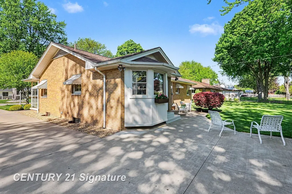 4395 Ann Street Saginaw Charter Township MI 48603