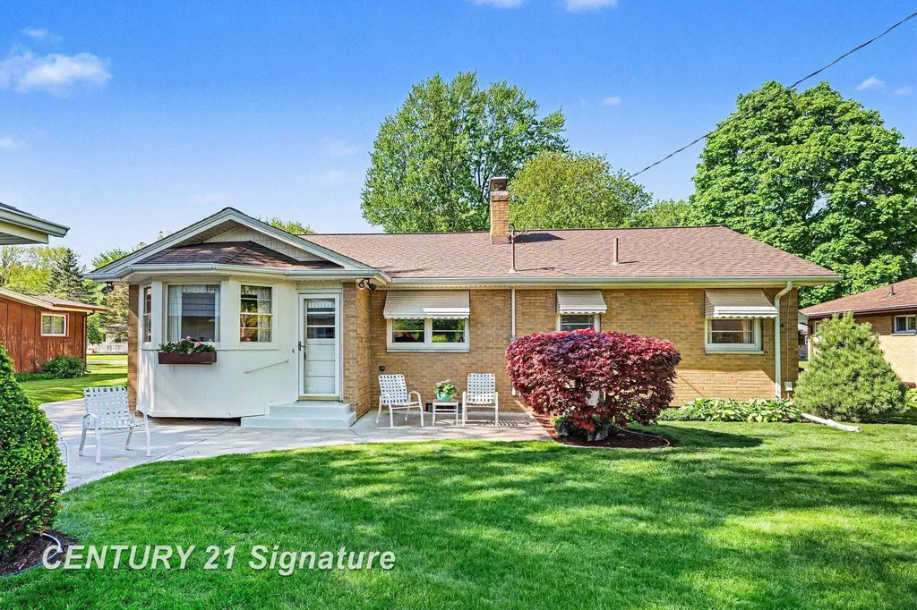 4395 Ann Street Saginaw Charter Township MI 48603