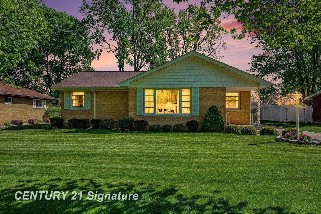 4395 Ann Street Saginaw Charter Township MI 48603