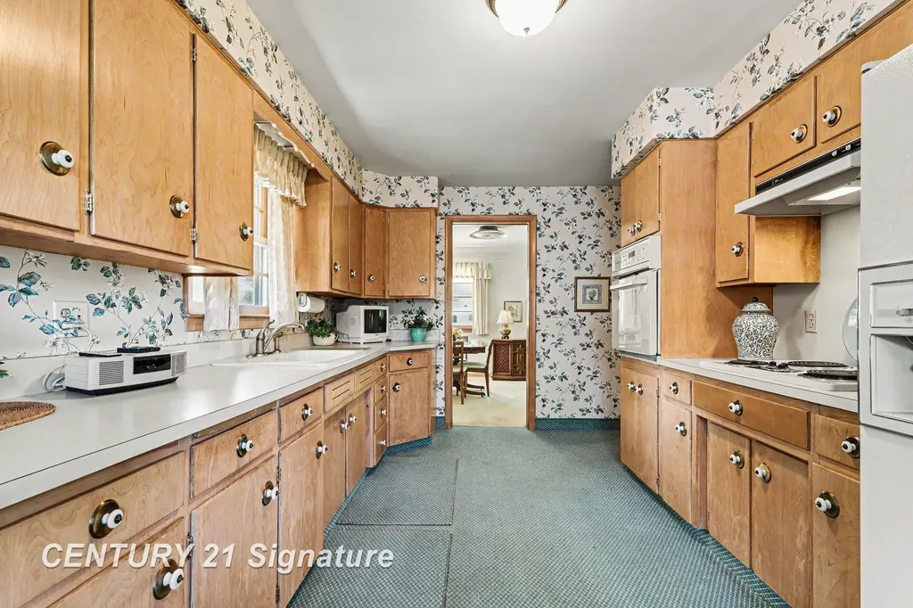 4395 Ann Street Saginaw Charter Township MI 48603