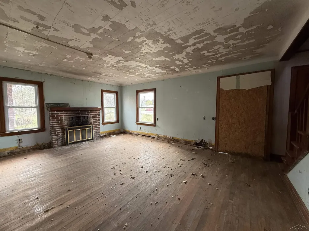 1701 Home Drive Unknown City MI 48621